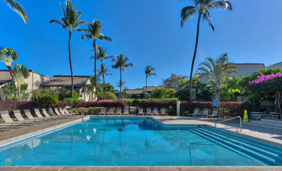 Oceanview 2 Bedroom Condo Steps from Kamaole Beach III